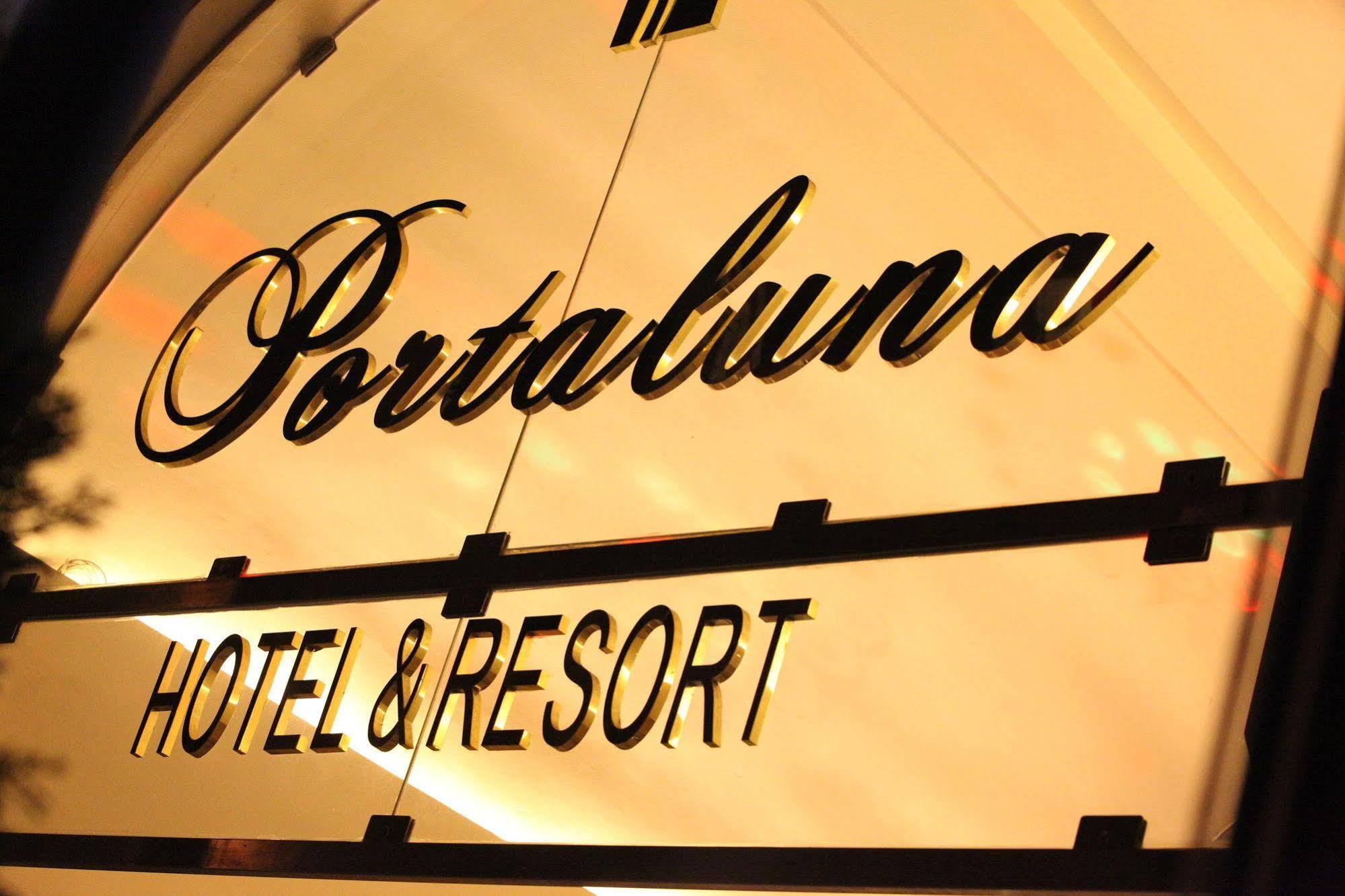 Portaluna Hotel & Resort Jounieh Exterior photo